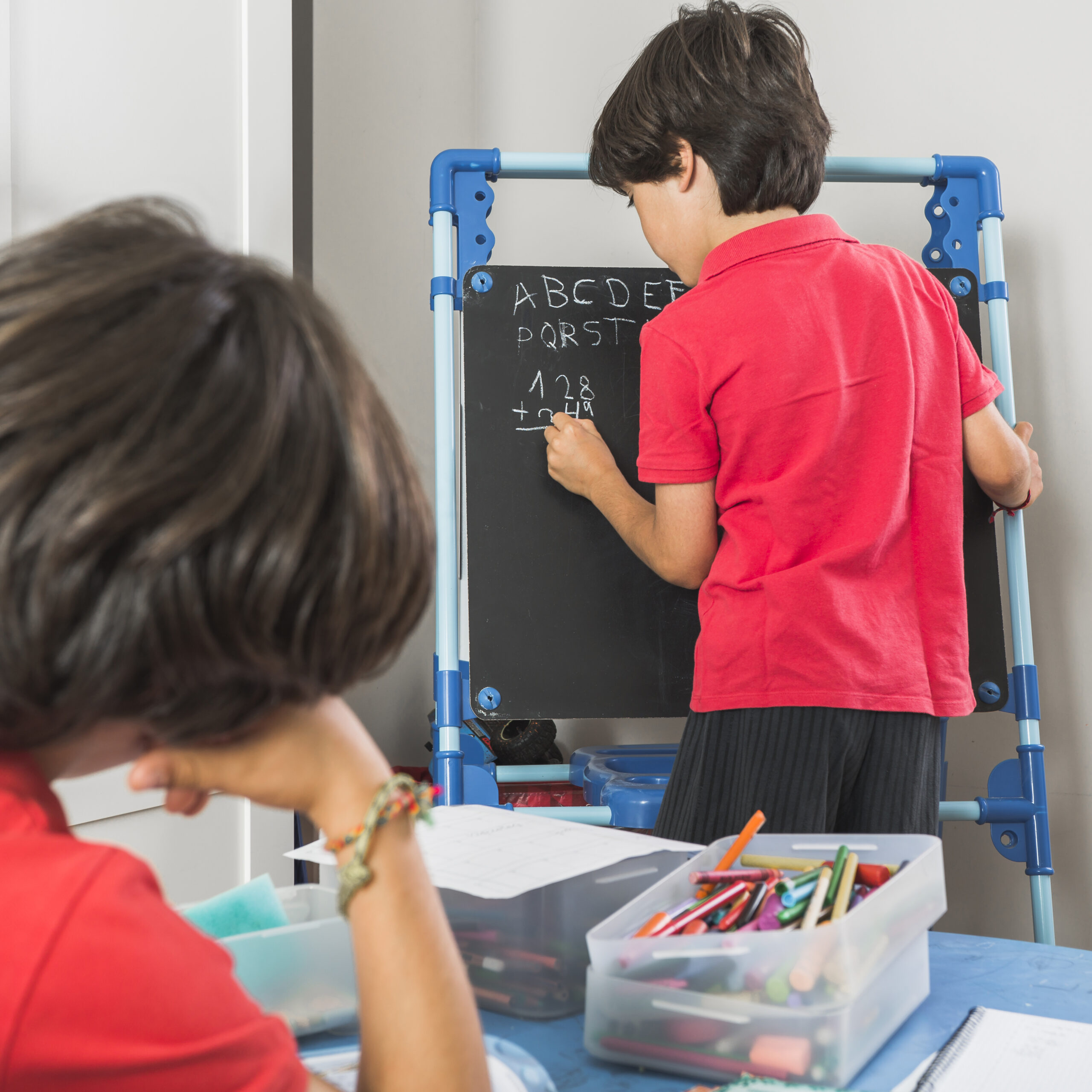 kids preschool studying together scaled